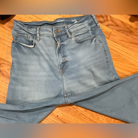 Old Navy Light Blue Skinny Jeans - Picture 3 of 4